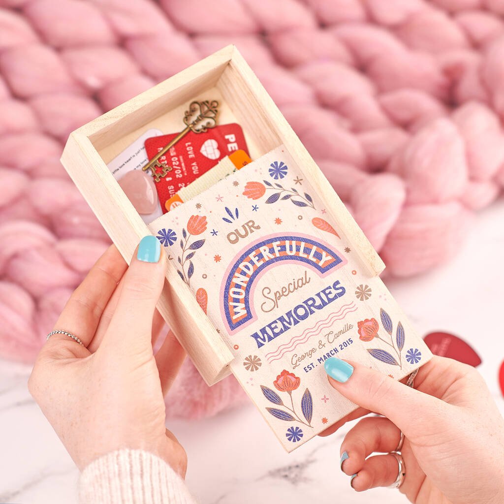 Oakdene Designs Keepsakes & Tokens Personalised Couples Memory Box Oakdene Designs Keepsakes & Tokens Personalised Couples Memory Box