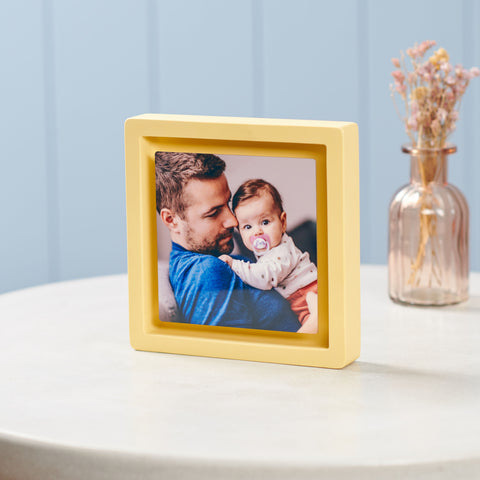 Personalised Magnetic Floating Photo Frame