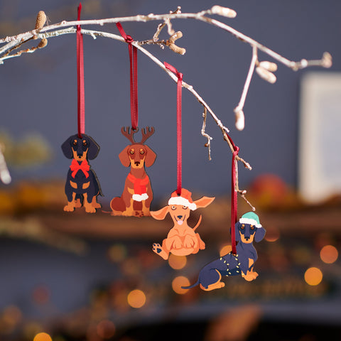 Oakdene Designs Christmas Decorations Dachshund Christmas Decorations - Set of 4 Festive Sausage Dog Ornaments for Tree - Dog Lover Gift Keepsake