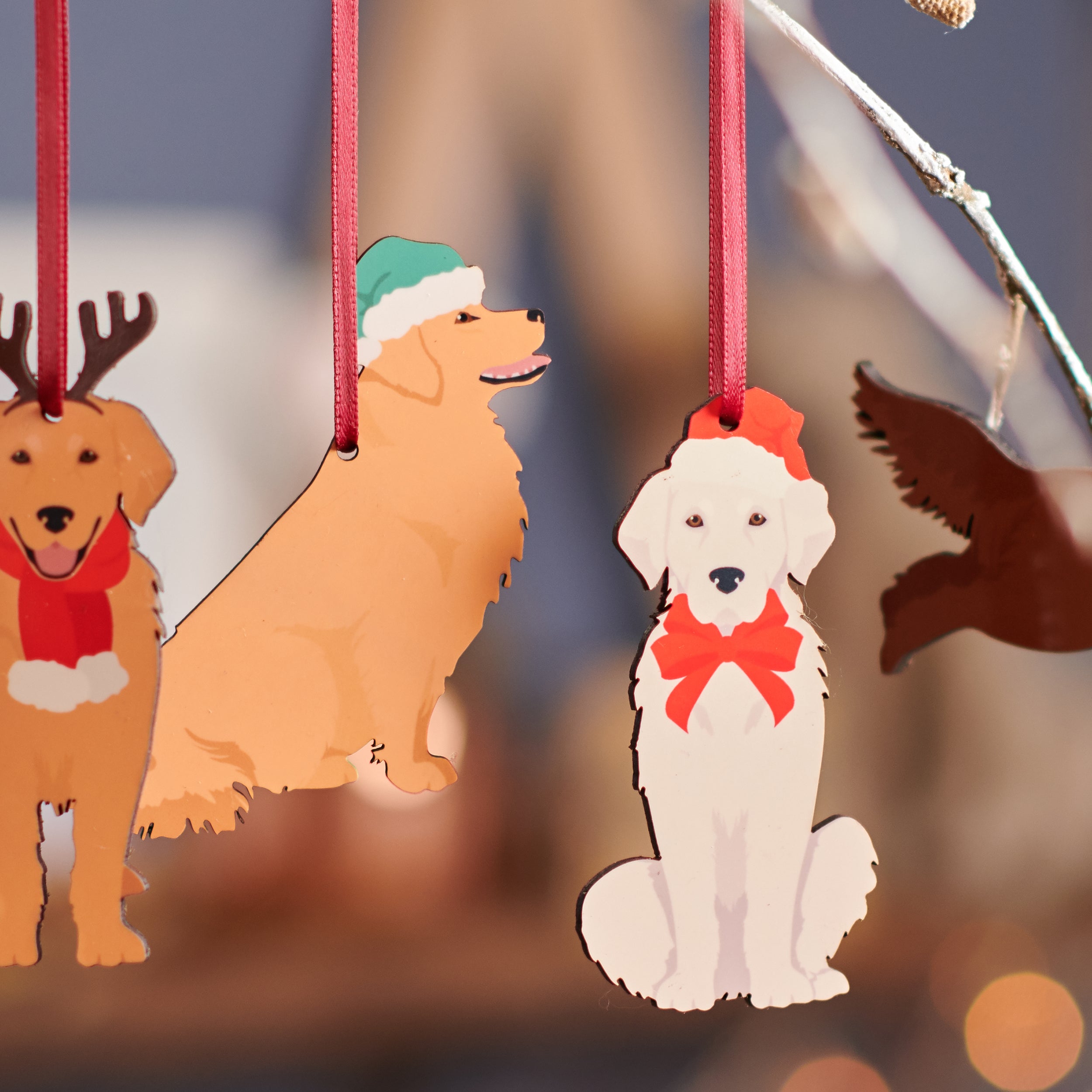 Oakdene Designs Christmas Decorations Retriever Christmas Decorations - Set of 4 Festive Dog Ornaments for Tree - Dog Lover Gift Keepsake