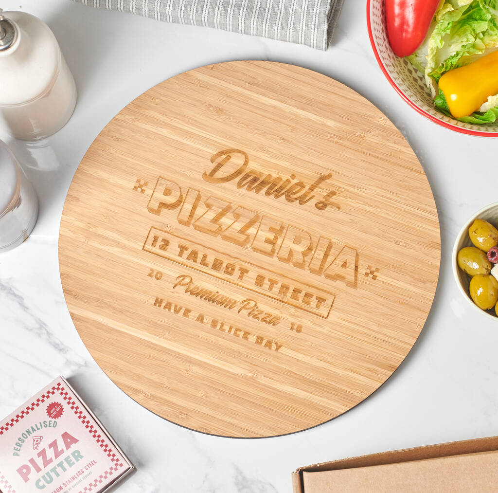 Oakdene Designs Food / Drink Personalised Pizza Board And Cutter Set